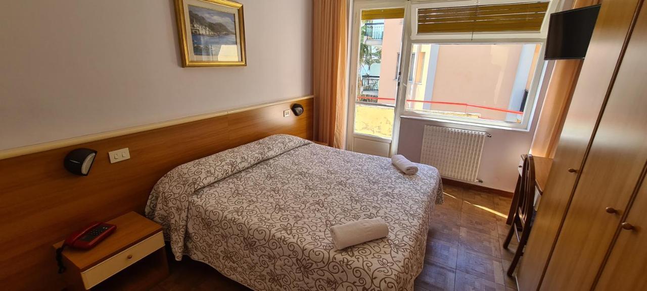 Hotel Colibri Finale Ligure Exterior foto