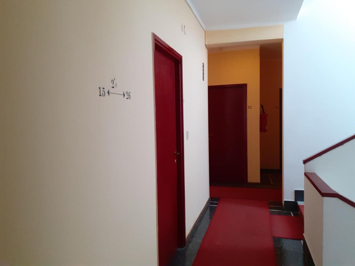 Hotel Colibri Finale Ligure Exterior foto